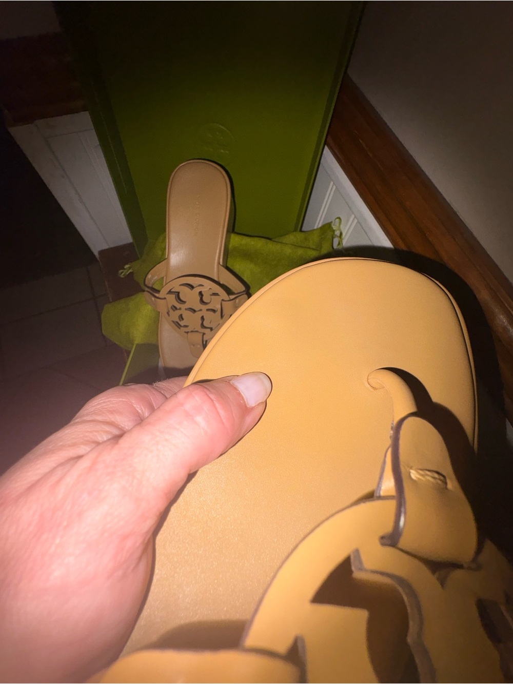 Tory Burch Miller Wedge Sandal SZ 8 - NEW! + Box & Dust Bag! - Picture 12 of 13